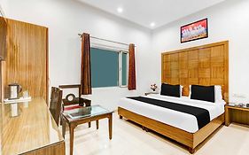 Townhouse Oak Paharganj Delhi Railway Station